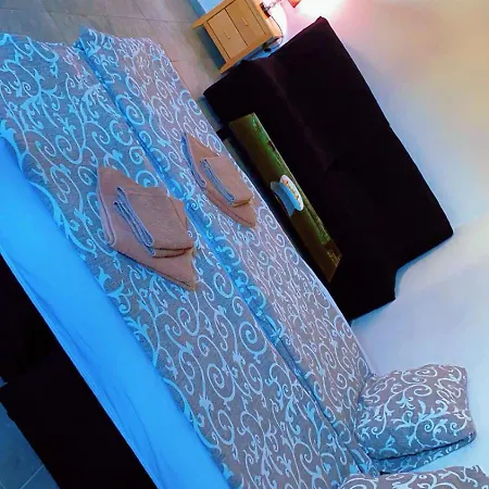 Libero Aparthotel 3*