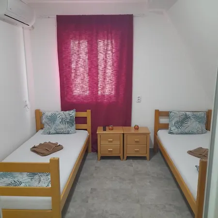 Libero Aparthotel 3*